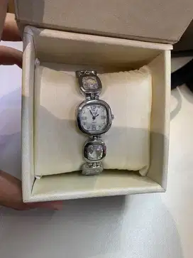 PRELOVED JAM TANGAN GUES Blue sister like new