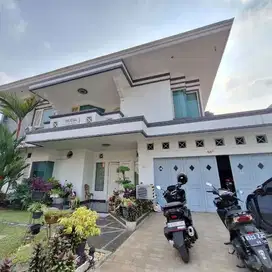 S600.Rumah Cirendeu Tanah Luas Semi Furnished Strategis Dkt Kampus UIN