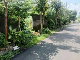 Tanah strategis selatan tugu makuto Karangasem solo