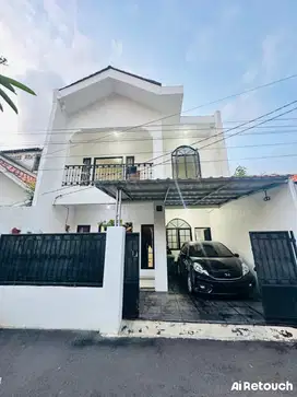 Rumah Disewakan Tebet Barat 2 Lantai Jakarta Selatan