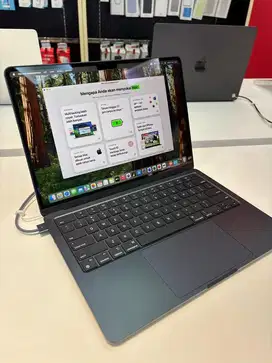 MacBook Air M4 16/256 NEW IBOX KREDIT SYARAT KTP