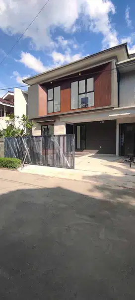 Rumah Brand New 2 Lantai Siap Huni Bintaro Sektor 9 , 12582