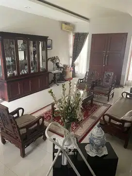 Dijual: Rumah Dua Lantai di Islamic, Kelapa Dua, Tangerang