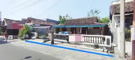Tanah Strategis Kawasan Kampus UNS Potensi bangun Kos Cafe Resto Toko
