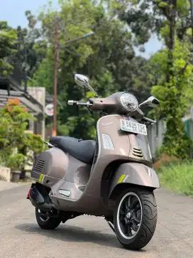 Vespa gts 300 2024 keyless km 1100 ( gts300 sei giorni gtv )