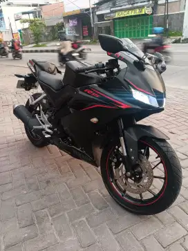 Jual r15v3 th 2017