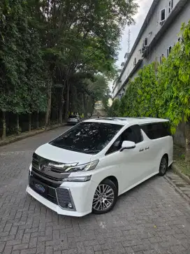 Toyota vellfire zg cbu japan premium sound jbl 2015 / 2016 A/T Putih