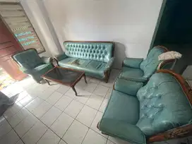 1 set sofa dan meja