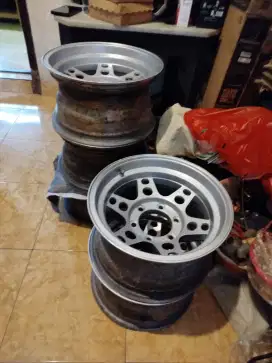 Velg Delta Australia ring 15/8/139 lobang 6