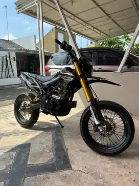 KLX Dtracker SE 2021 Supermoto