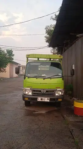 JUAL CEPAT HINO DUTRO 300 SIAP TEMPUR