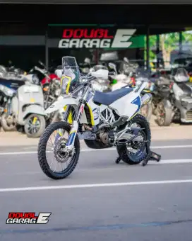 Husqvarna 701 Enduro tahun 2020 Surat lengkap
