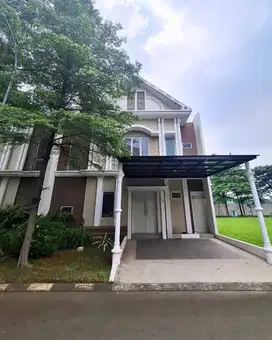 Dijual Rumah Nyaman Rapih di Cluster South Thames JGC, Jakarta Timur