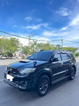 Dijual Fortuner VNT Turbo 2014 Matic