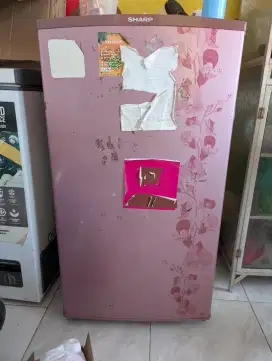 Kulkas 1 pintu merk Sharp