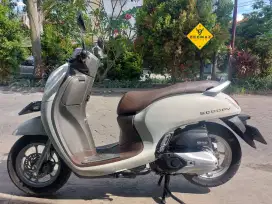 (DP 500 Rb)‼️ Honda Scoopy Prestige Keyless Putih 2022 Cash / Kredit