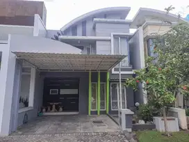 Dijual Rumah Royal Residence Semi Furnish Cluster Depan Siap Huni