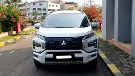 Km10rb mitsubishi xpander cross premium 2023 putih