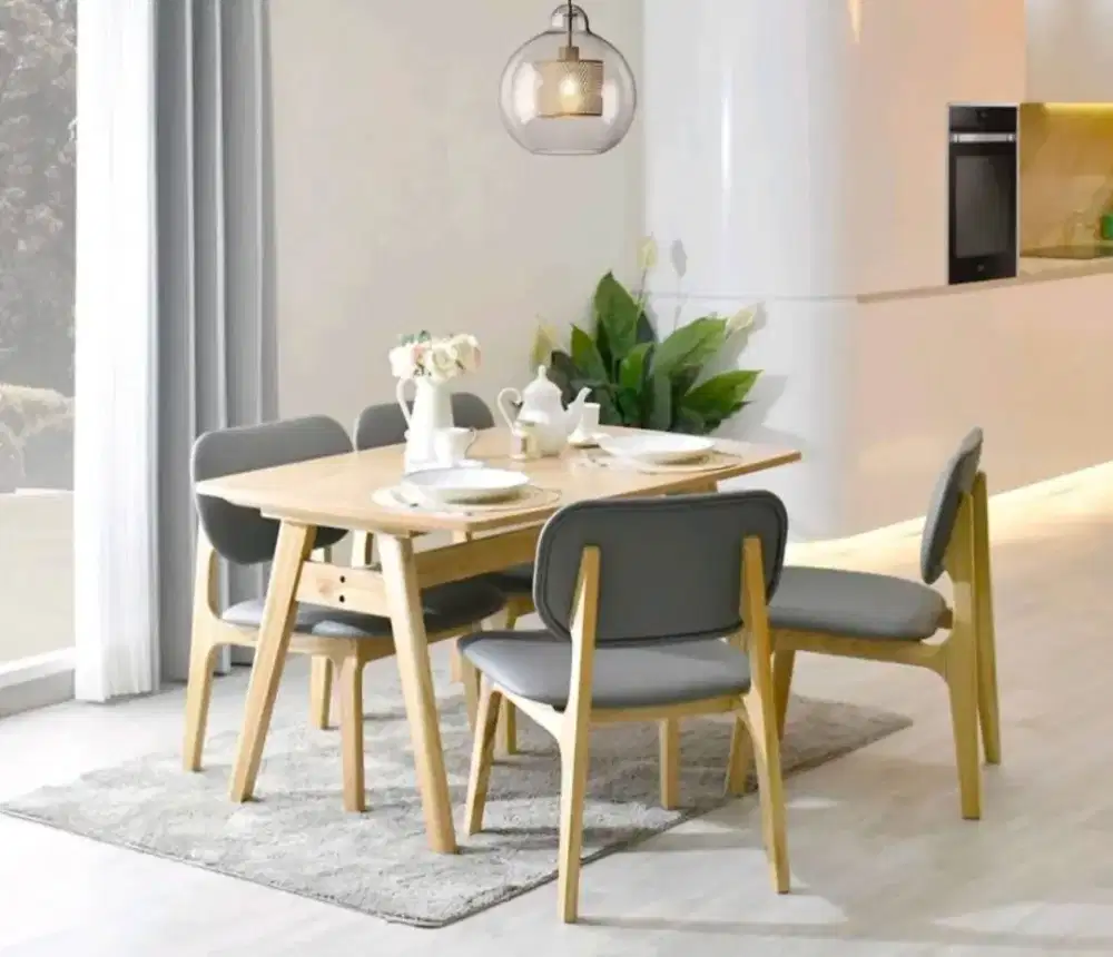 Meja Makan Set merk Livien Modern Minimalis Premium