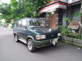 Toyota kijang jantan raider