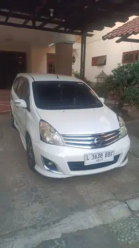 Nissan Grand livina 2012 Bensin