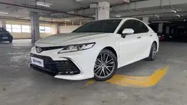 Like New TDP 29JT Toyota Camry 2.5 V Bensin-AT 2023 Putih