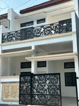 RUMAH BARU MEWAH SIAP HUNI DI HARAPAN INDAH , BEKASI KOTA