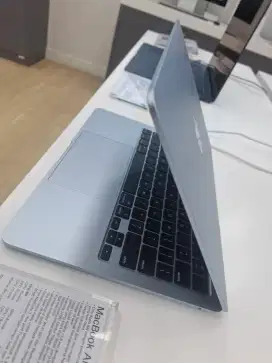 Macbook Air M4 13 inch