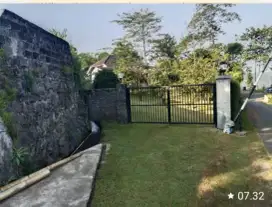 villa d jual cepat sejuk Air melimpah View gunung salak Jln aspal
