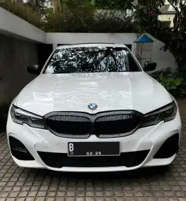 MURAH. BMW 330i G20 Sunroof 2020 M Sport 2019 lci 320i