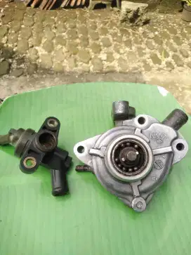 Jual satu set waterpump dan termostat vario 125