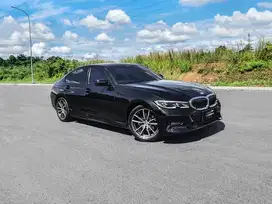 [VERY LOW ODO !!] BMW G20 320i SPORT 2021