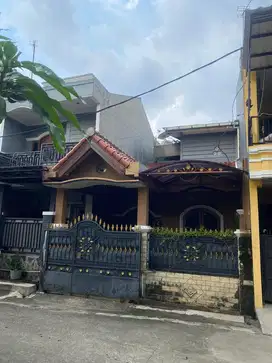Dijual Rumah 2 Lt sudah SHM (BTP)