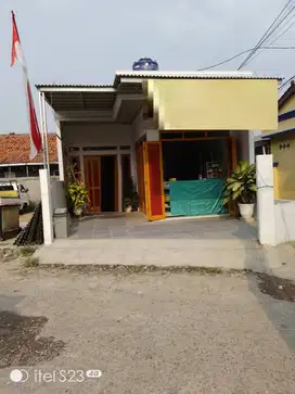 JUAL 1 UNIT RUMAH BISA UNTUK USAHA DI UJUNG HARAPAN BEKASI(C0475)