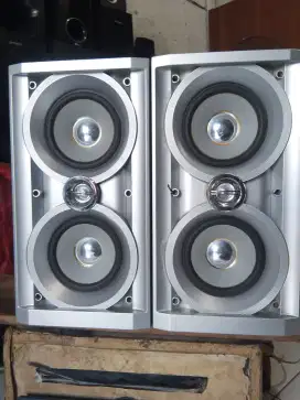 LG speaker dobel woofer 200 watts, full ori,ulus, like new