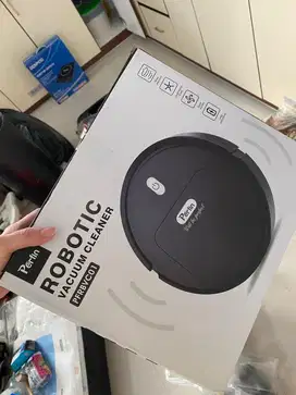Robotic vacuum cleaner