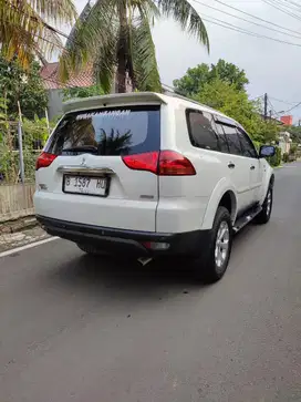 mitsubishi Pajero Dakar th 2012 putih nopol ganjil jakarta timur