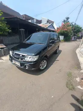 isuzu panther 2018 TYPE LV