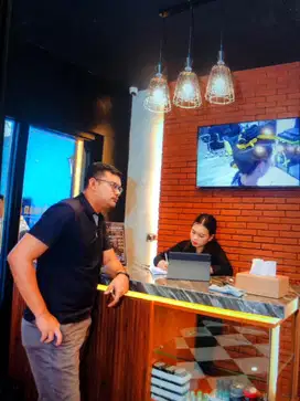 Dicari kasir wanita untuk barbershop