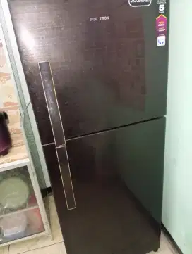 Kulkas polytron 2 pintu