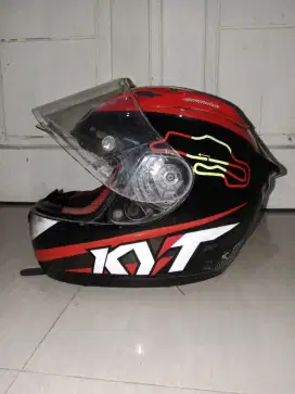 helm kyt rc7 bekas