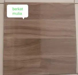 Keramik ukuran 40x40 motif kayu