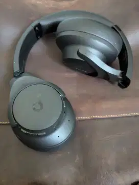 Soundcore by Anker Q20i Noise Canceling
