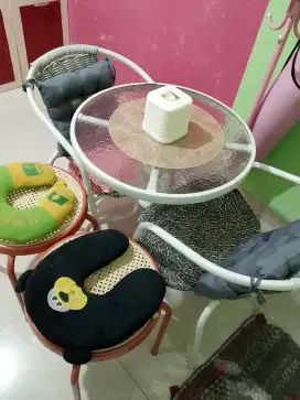 Meja 1 set model kafe eks informa