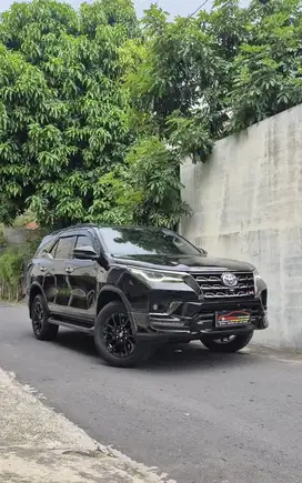 All NEW  FORTUNER GR sport 2.8 Diesel , th reg 2023,km 10 ribuan