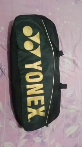 Raket dan tas yonex