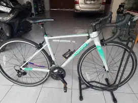 Polygon Strattos S5