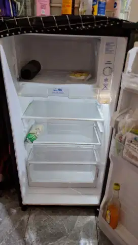 Kulkas aqua masih bagus