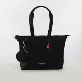 Merche anya tote NEW❗️