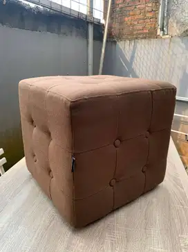 Dijual Kursi Kotak Informa (Sofa Pouf Windsor)